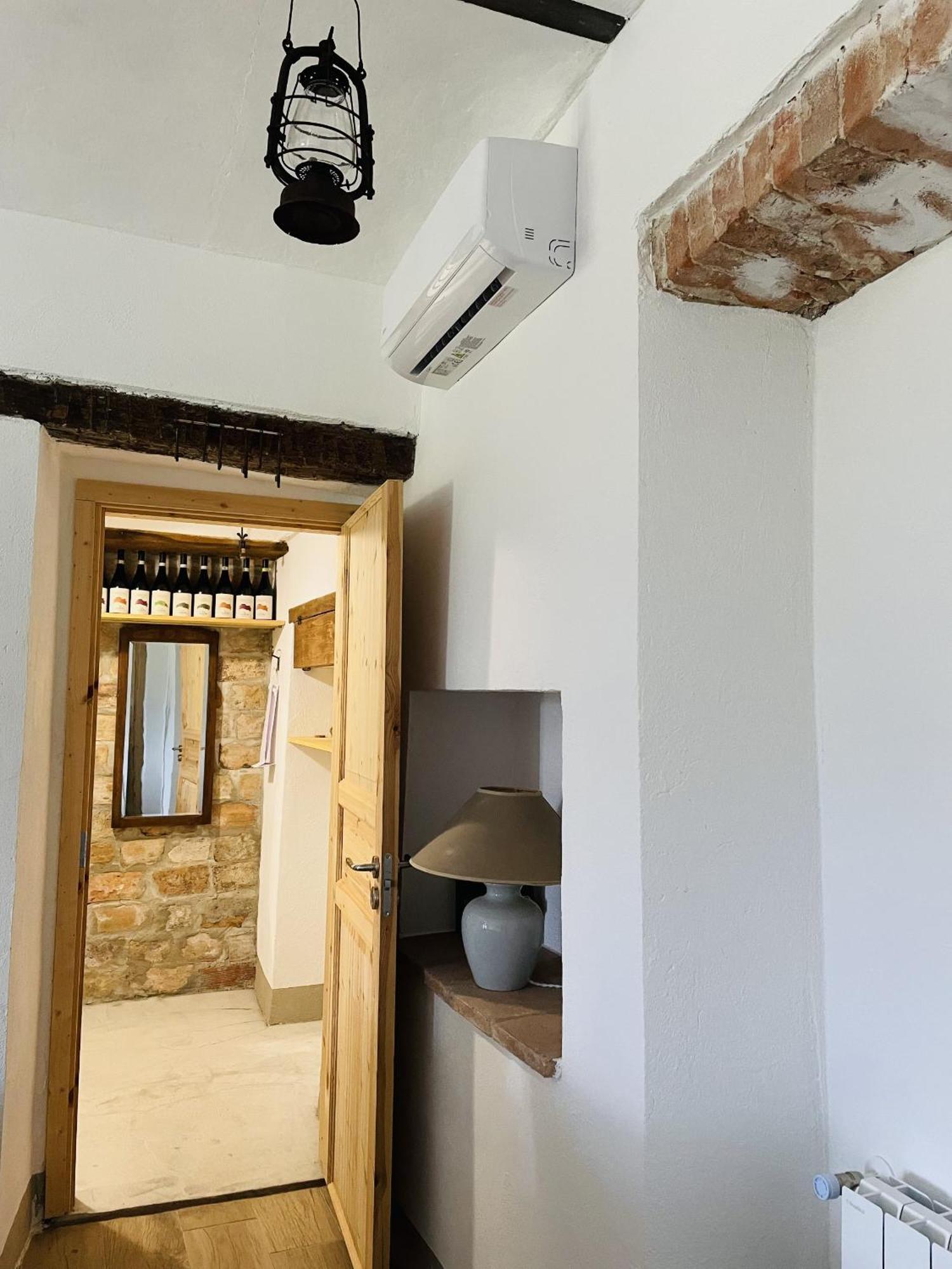 Locazione Turistica Cascina Pela Leilighet Castagnole delle Lanze Eksteriør bilde